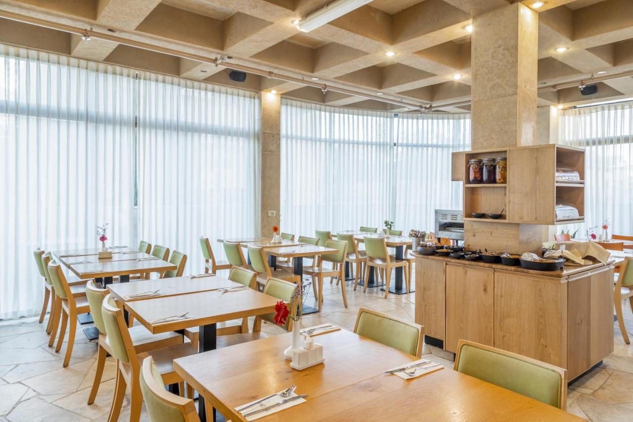 Ramon Suites By Smart Hotels Mitzpe Ramon Exterior photo
